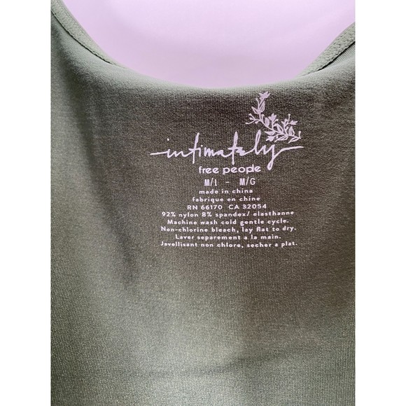Free People NWT Scoop Neck Crop Seamless Sleeveless Stretch Tank Top Army M New - Picture 5 of 8